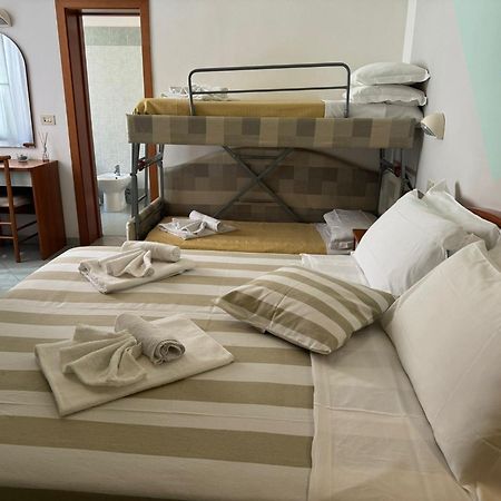 Hotel Villa Caterina Rimini Exterior photo
