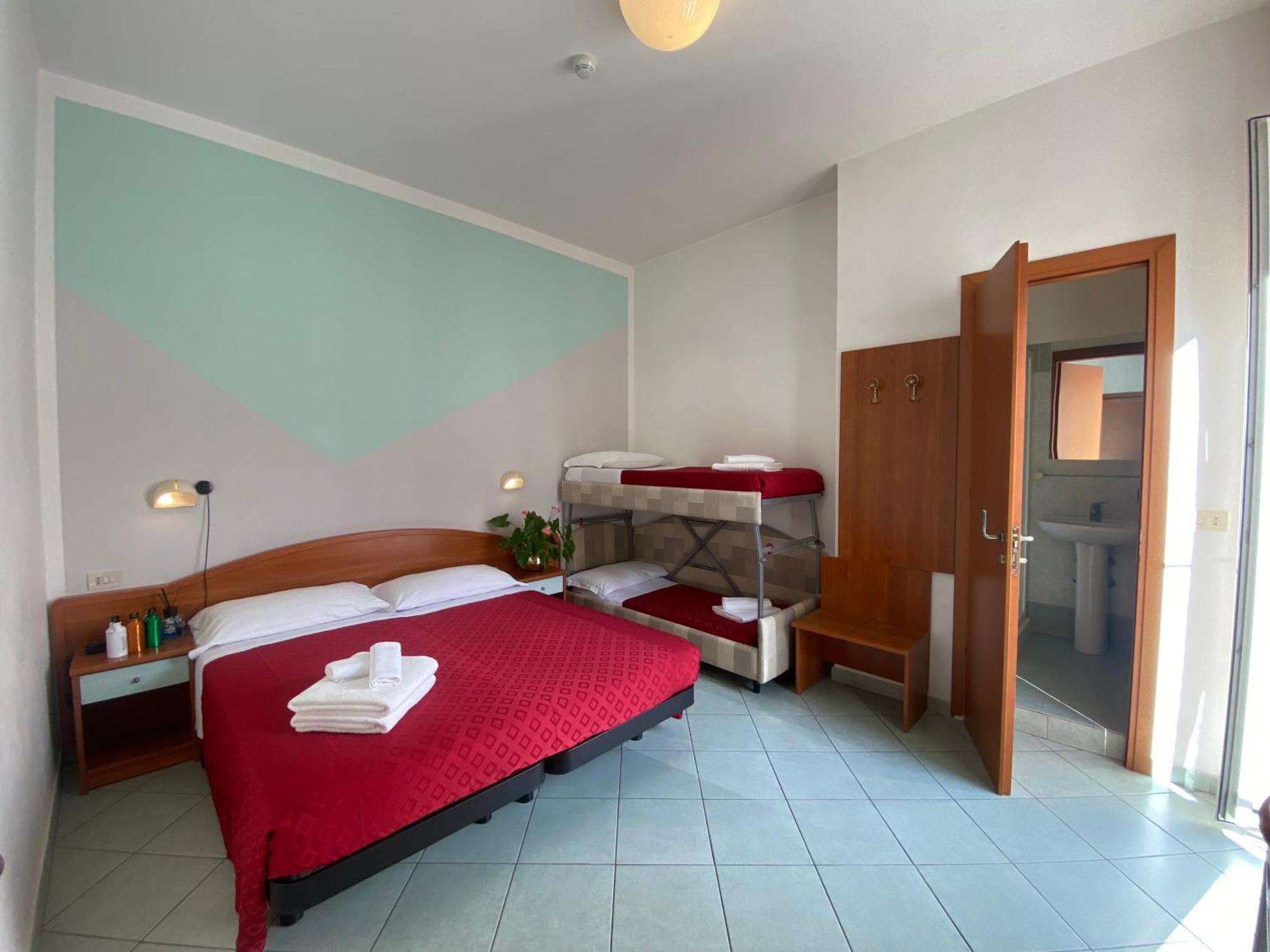 Hotel Villa Caterina Rimini Exterior photo