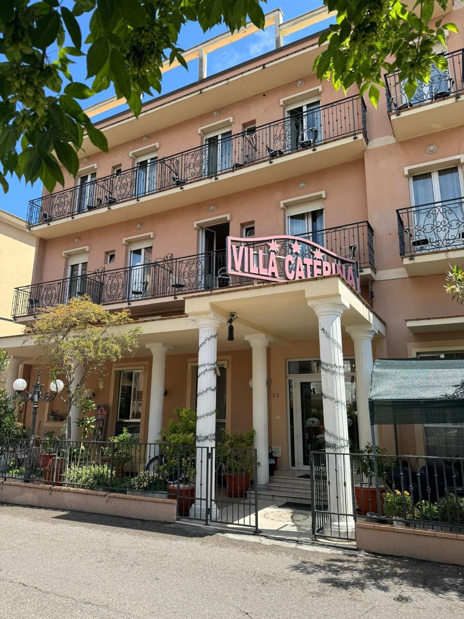 Hotel Villa Caterina Rimini Exterior photo